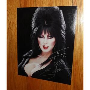 Elvira Autographed 8 by 10 photo Mistress of the Dark Cassandra Peterson